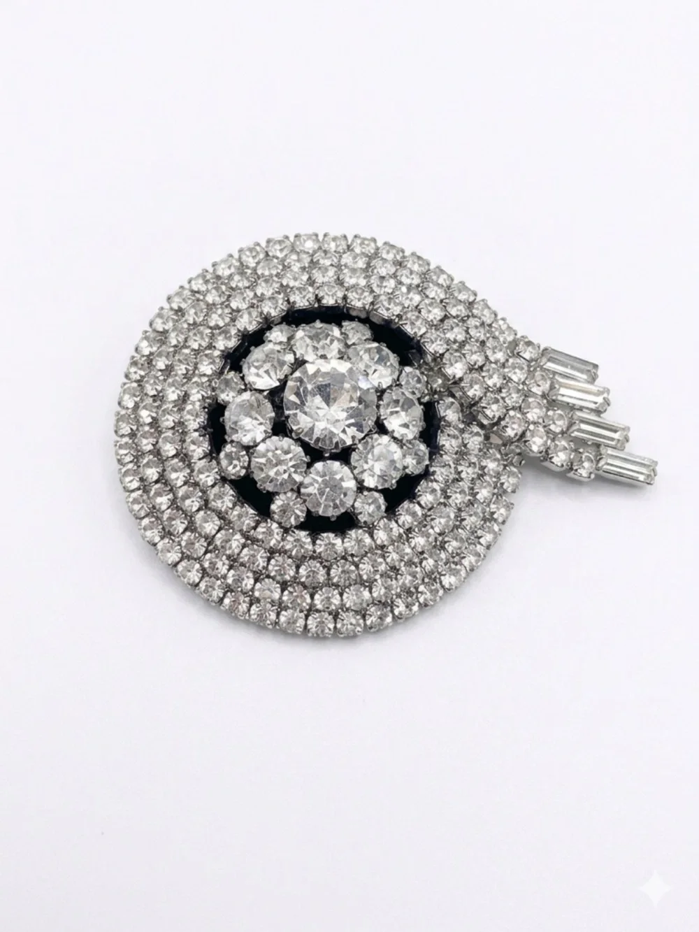 Vintage Mid-Century Silver Tone Rhinestone Spiral Brooch Round Clear Comet Pin